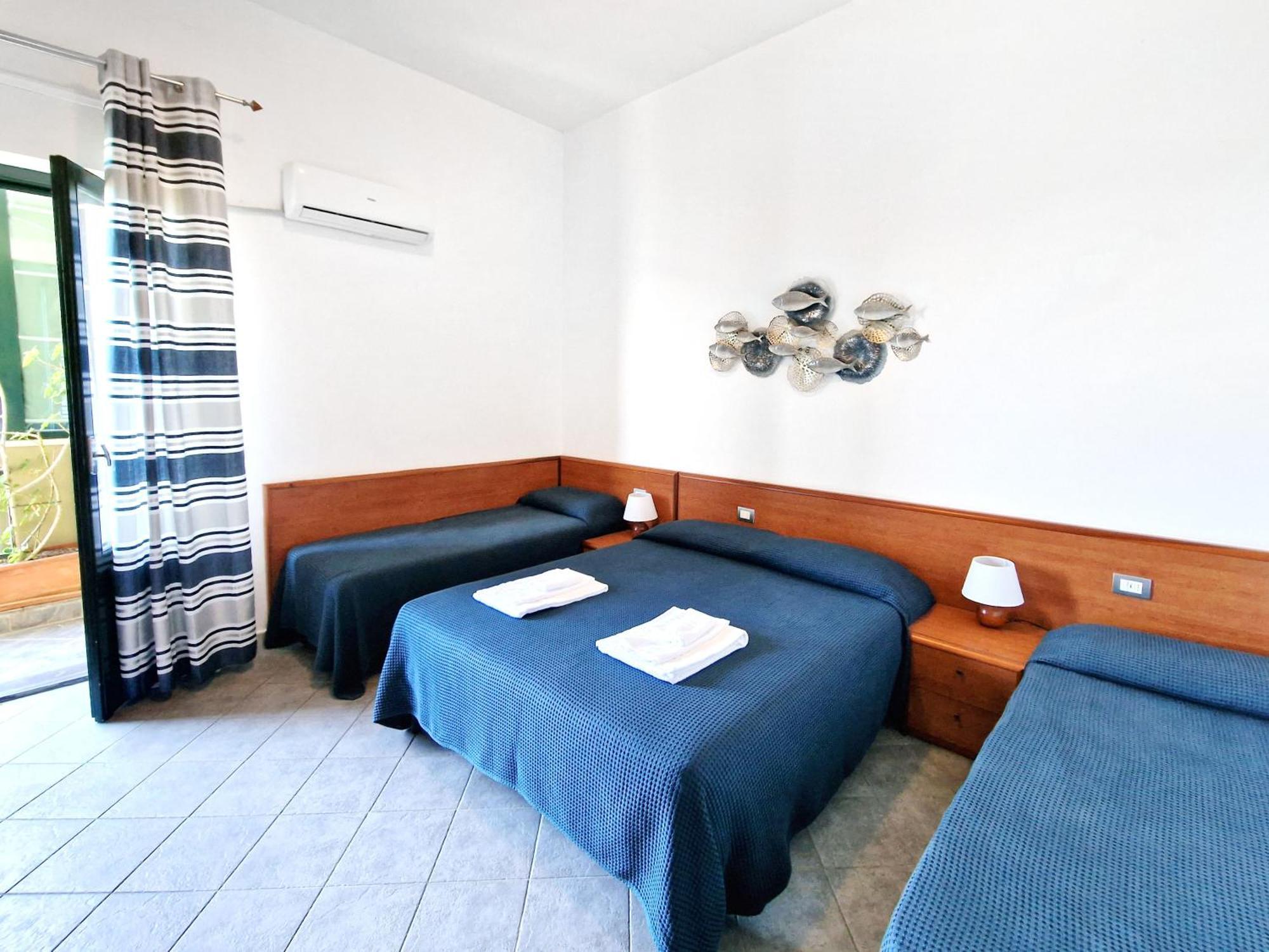 Villa Anita Apartments Capo d'Orlando Room photo