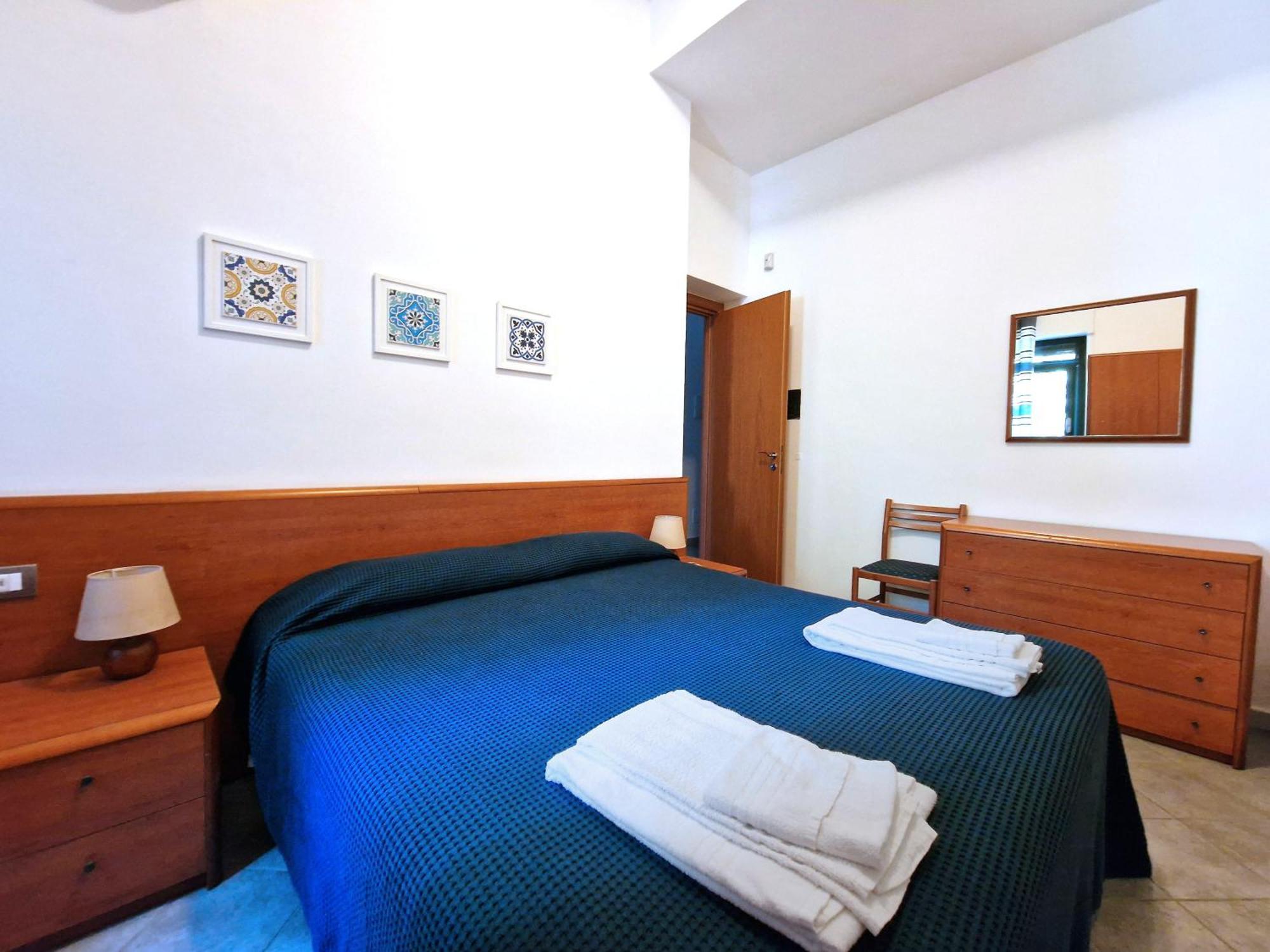 Villa Anita Apartments Capo d'Orlando Room photo