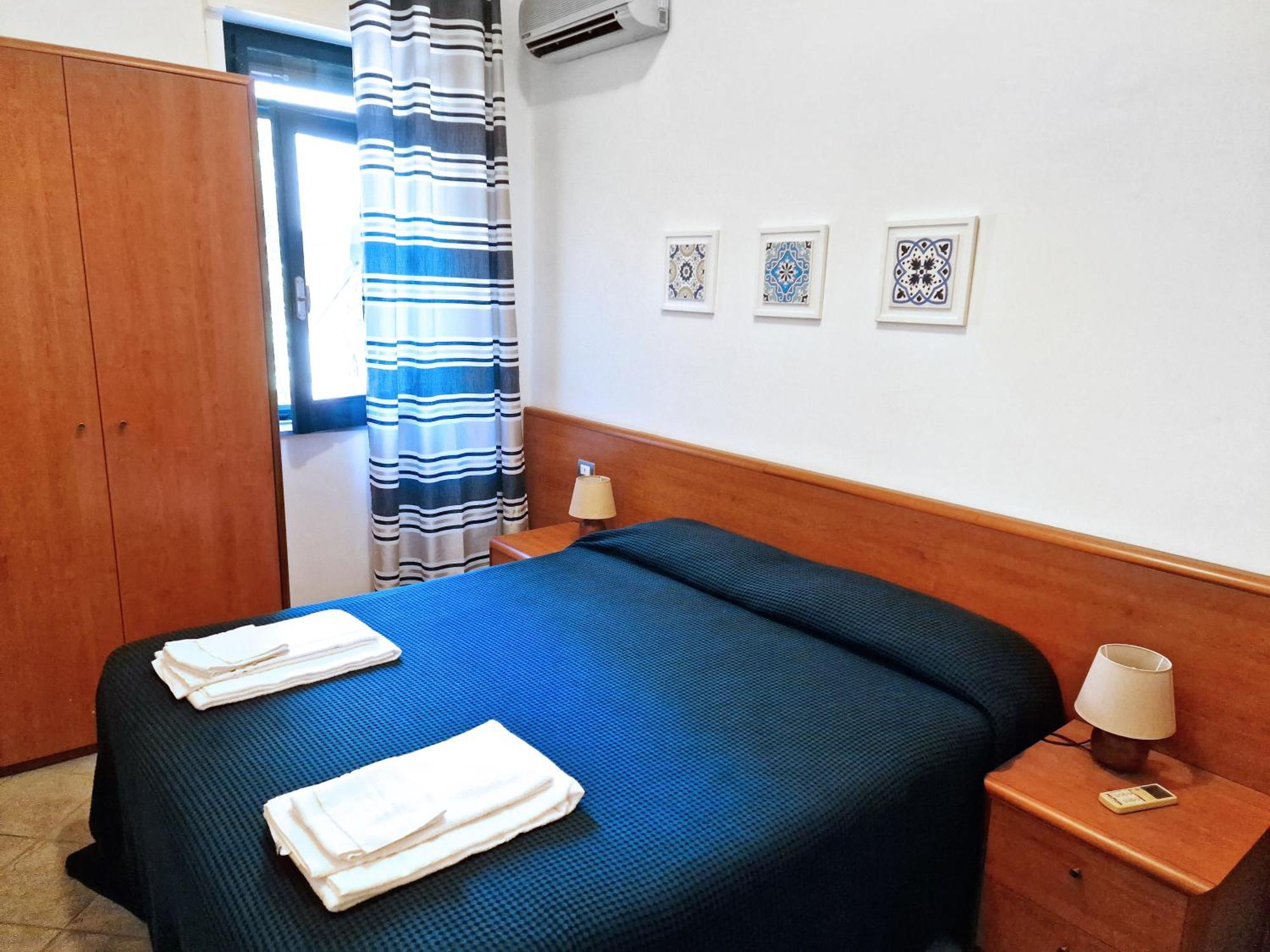 Villa Anita Apartments Capo d'Orlando Room photo