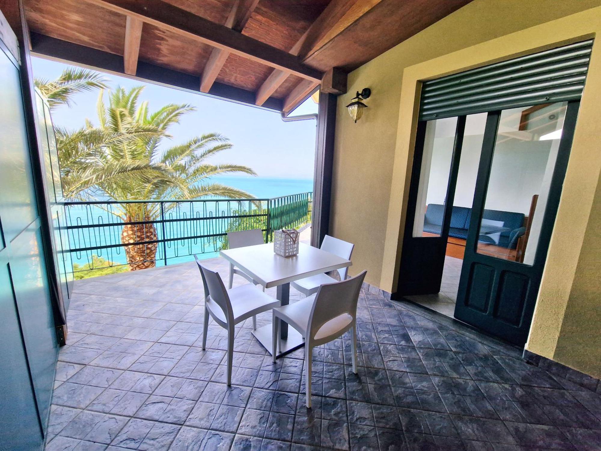 Villa Anita Apartments Capo d'Orlando Room photo
